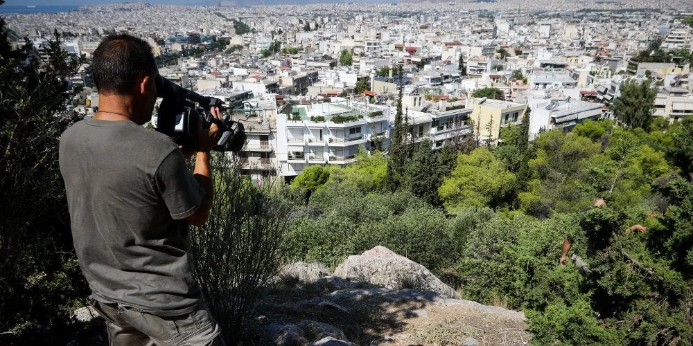 Εγκλημα στου Φιλοπάππου: «Οι δολοφόνοι του παιδιού μου με το ν.Παρασκευόπουλου σε λίγο θα είναι έξω», ξεσπά η μητέρα του φοιτητή